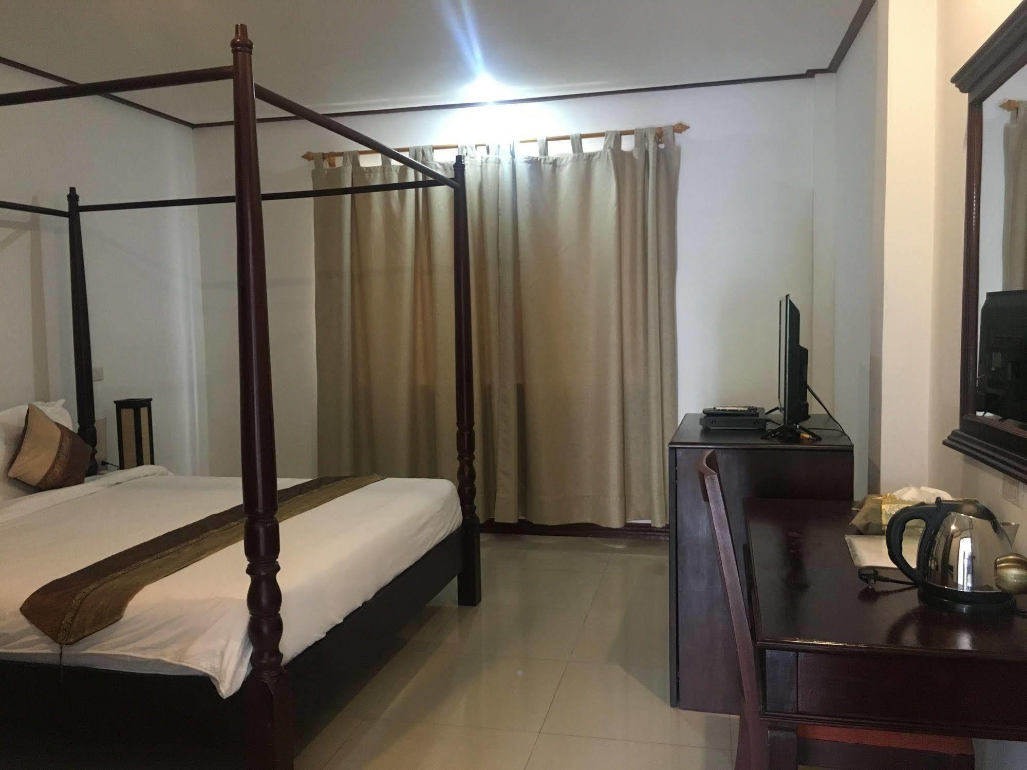 Av Hotel Βιεντιάν Εξωτερικό φωτογραφία