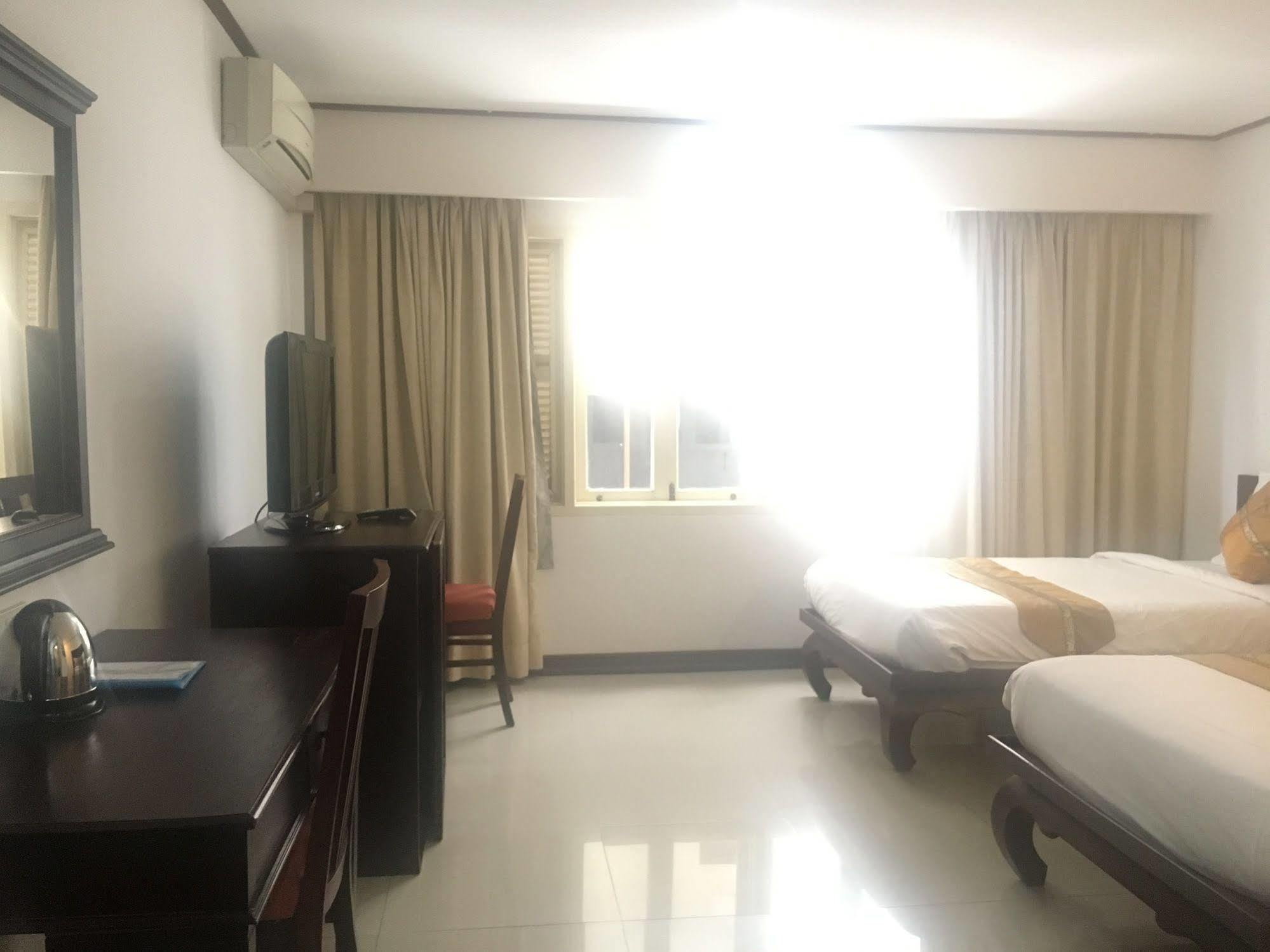 Av Hotel Βιεντιάν Εξωτερικό φωτογραφία