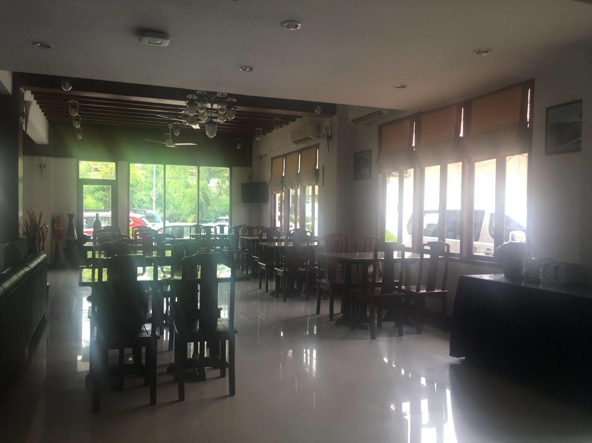 Av Hotel Βιεντιάν Εξωτερικό φωτογραφία